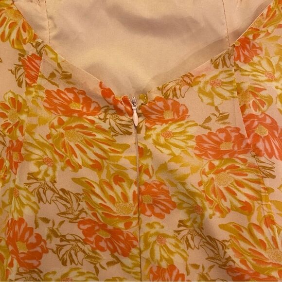 Selfie Leslie Sally Angel Sleeve Open Back Dress Floral Print Pink - Picture 13 of 16